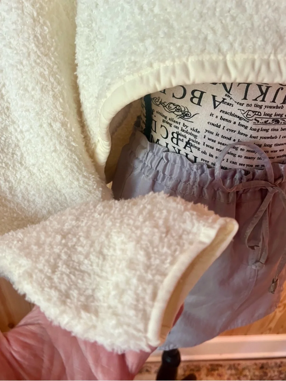 🔆☀️🌸SKIMS Cozy Cropped Half-Zip Pullover in Bone🌸☀️🔆 - Picture 11 of 16